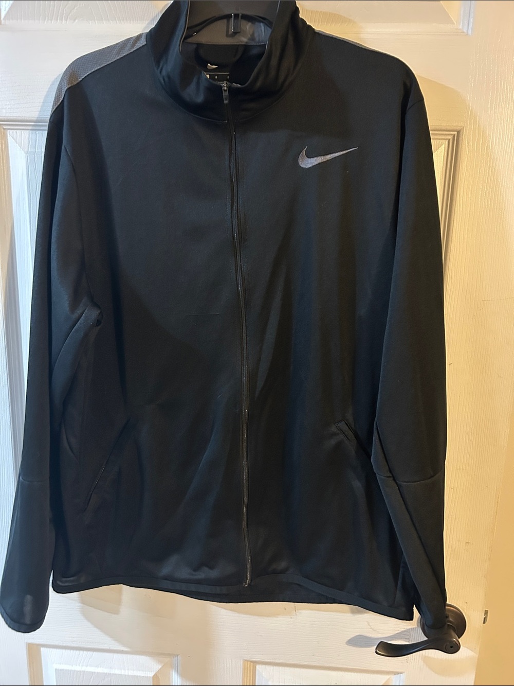 Men’s Nike Zip Up Wind Breaker lightweight Jacket Black L